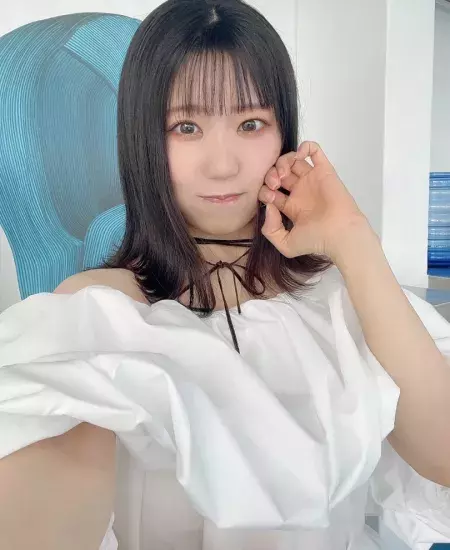 Nao Touyama