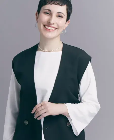 Nikray Farahnaz